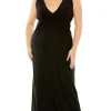 Mac Duggal Long Plus-Size Formal Dress 68536