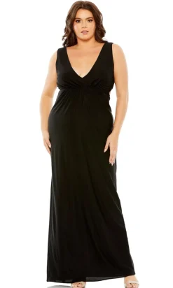 Mac Duggal Long Plus-Size Formal Dress 68536