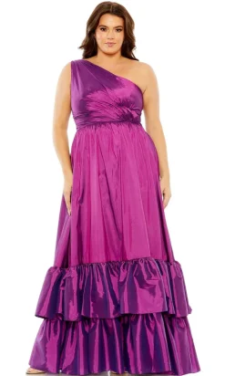 Mac Duggal Long Plus-Size Formal Dress 68527