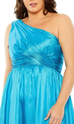 Mac Duggal Long Plus-Size Formal Dress 68527